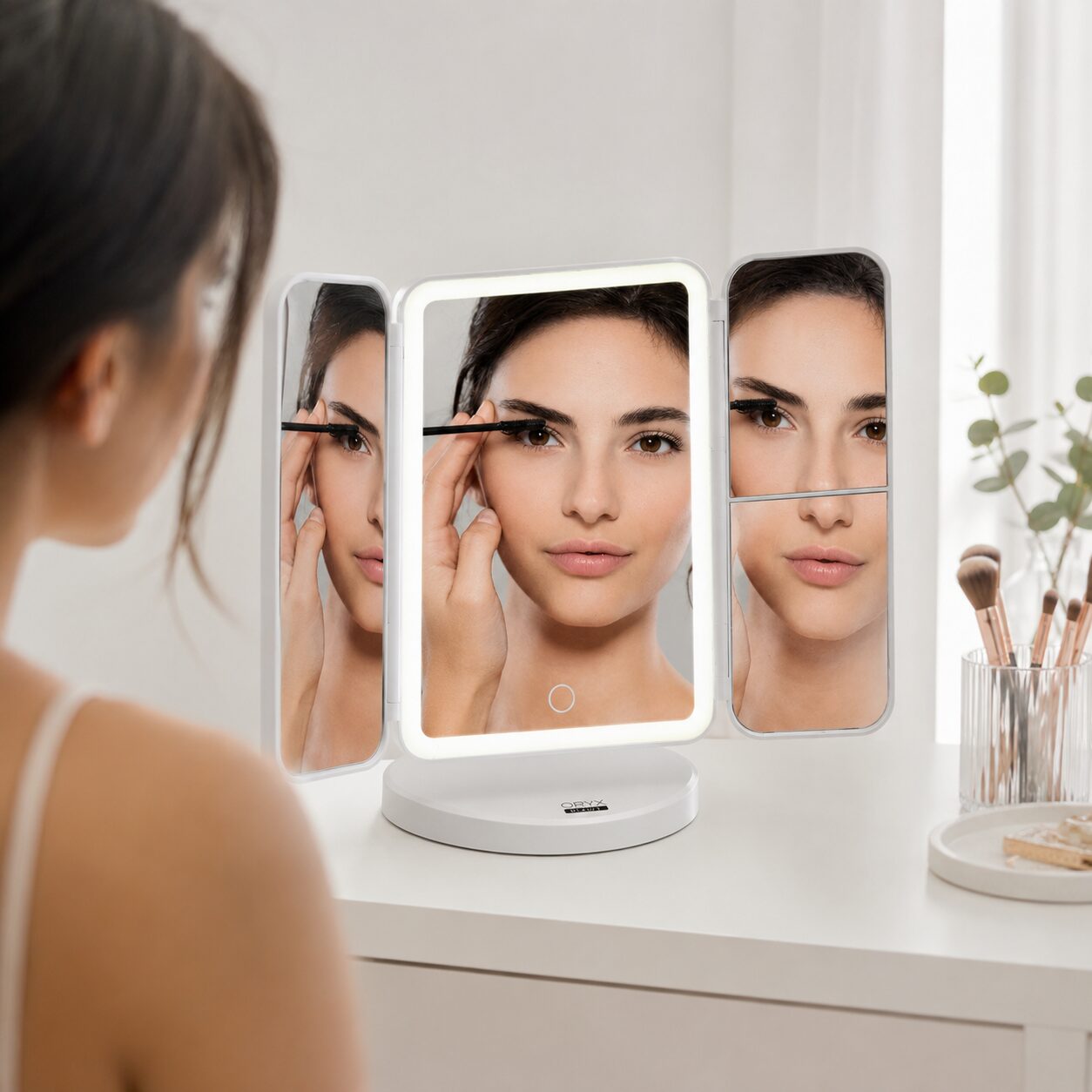 ESPEJO LED TRIPLE PANELES CON ZOOM OR0884 - Imagen 2